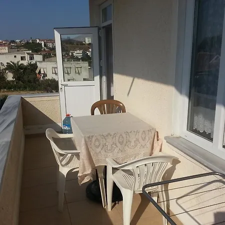 Oezguer