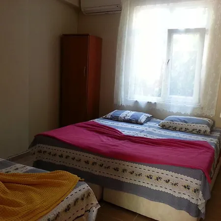 Motel Oezguer *