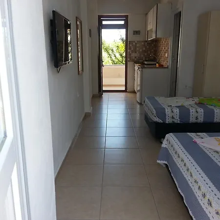 Oezguer Motel Türkeli