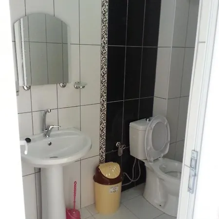 Motel Oezguer *