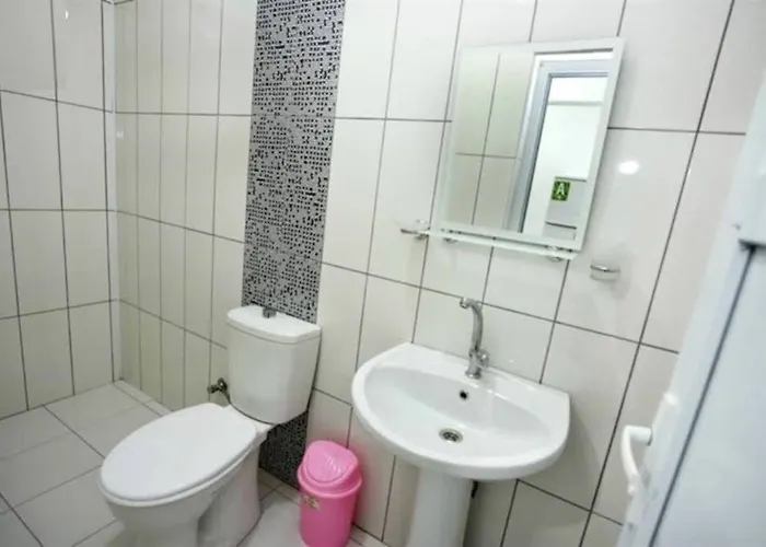 Oezguer Motel Türkeli