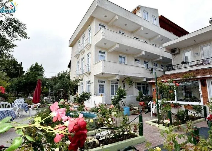 Oezguer Motel Türkeli